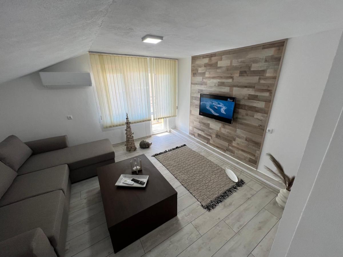 דירות סנדנסקי Apartament Panorama Rosi מראה חיצוני תמונה